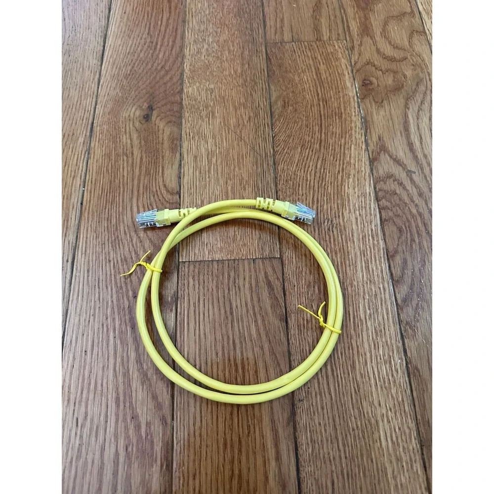 Cable Matters 10Gbps Snagless Short Cat 6 Ethernet Cable - 3ft, Cat 6 Cable, Cat